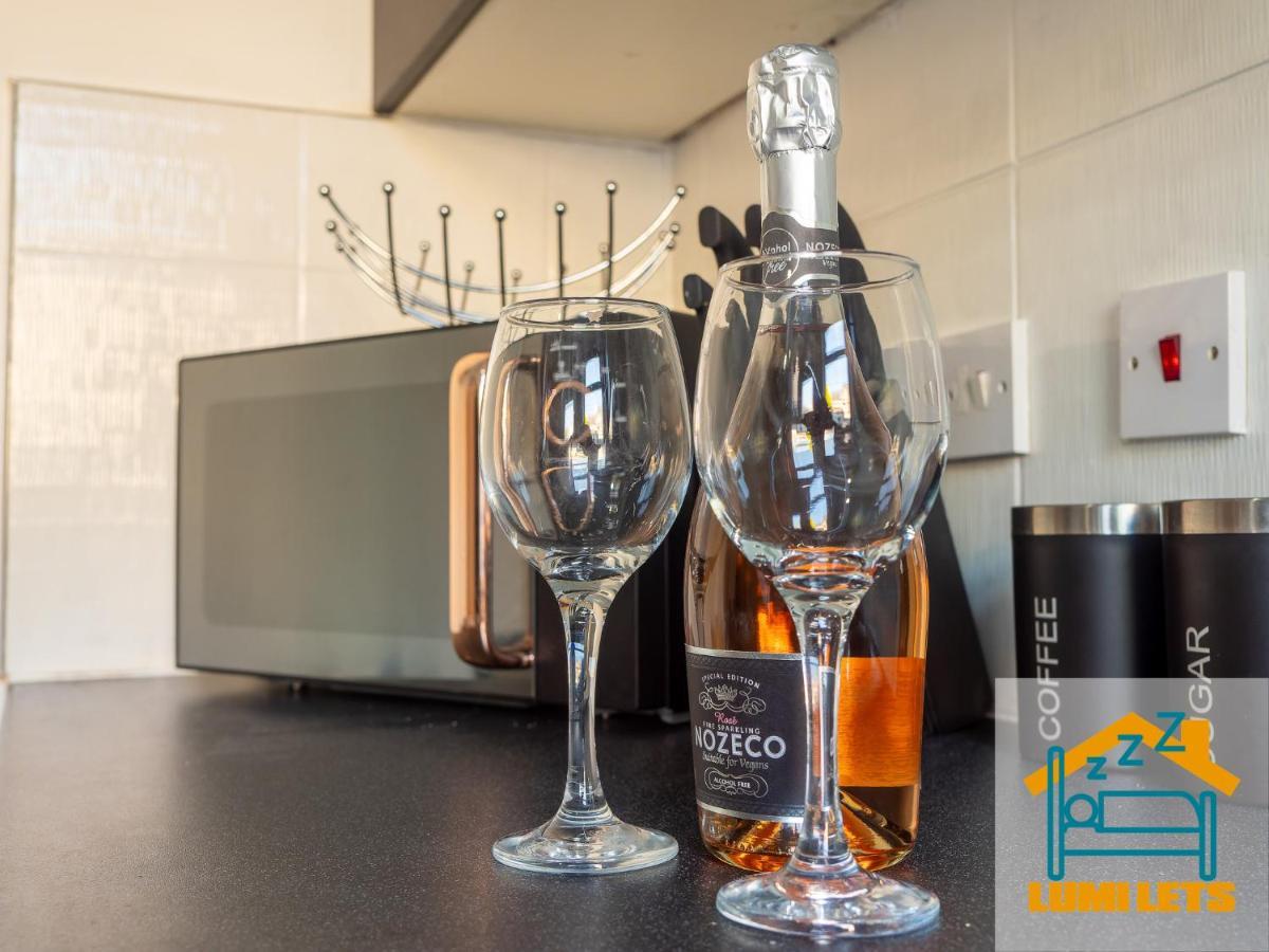 2Br Home In Barrow-In-Furness Sleeps 8 Close To Bae Systems, Hospital, Lakes Buitenkant foto